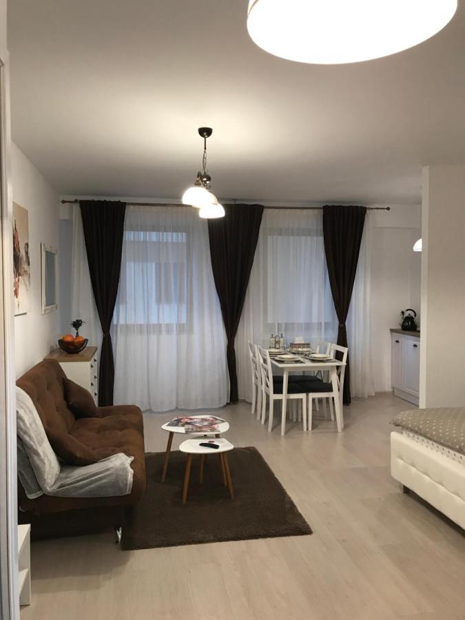 White Season Residence Braşov Buitenkant foto